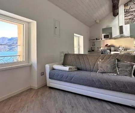Casa Hygge - Front - Photographer's Art Appartamento Argegno